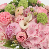 Pastel Classic bouquet closeup