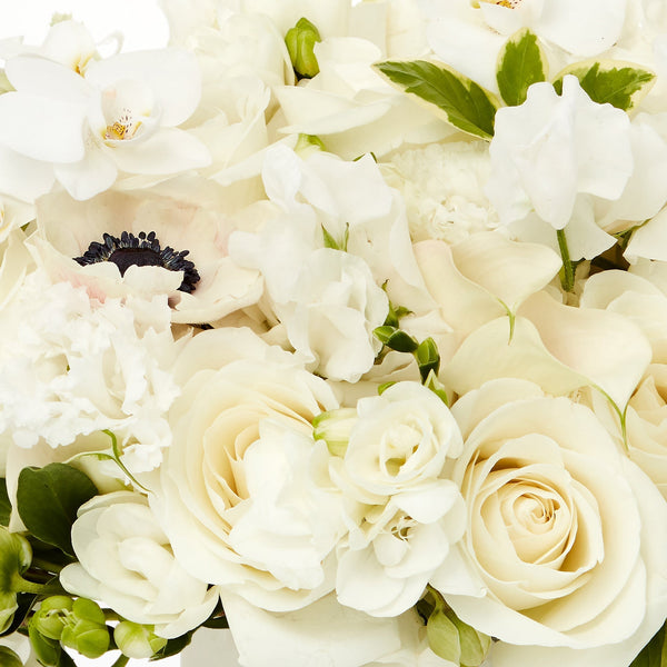 Pure Classic bouquet closeup